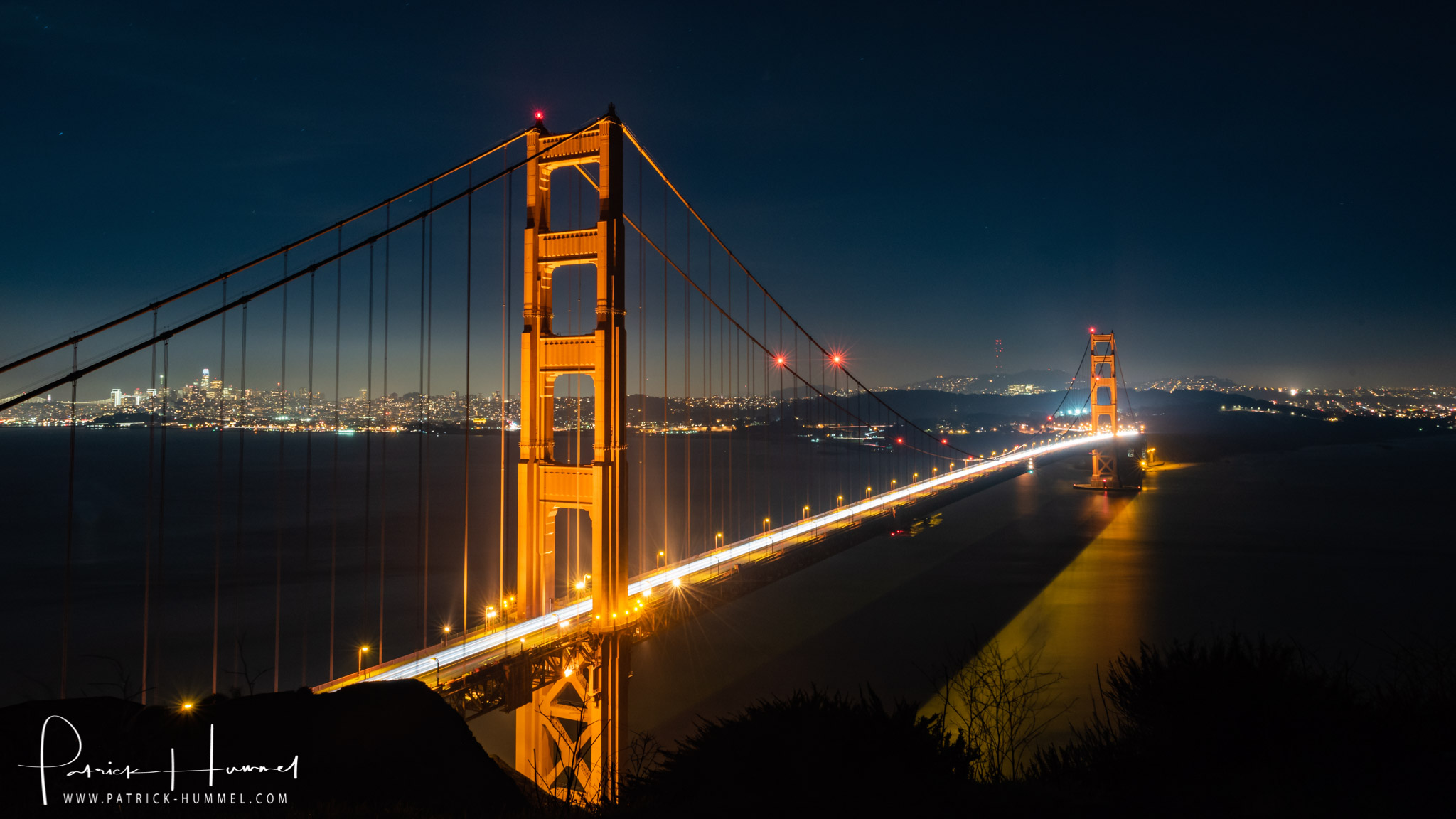 Golden Gate Bridge bei Nacht